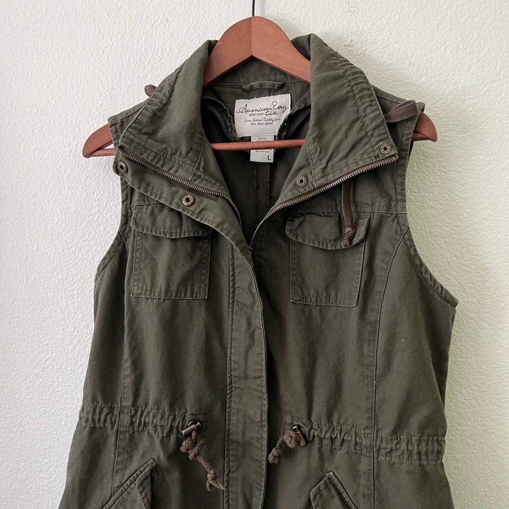 Army Green Cargo Vest